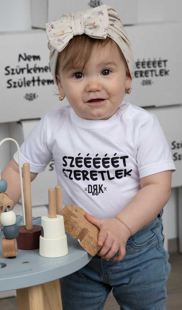 Dorko &quot;Szééééét Szeretlek&quot; mintával nyomot rövid ujjú baba body - Momsy