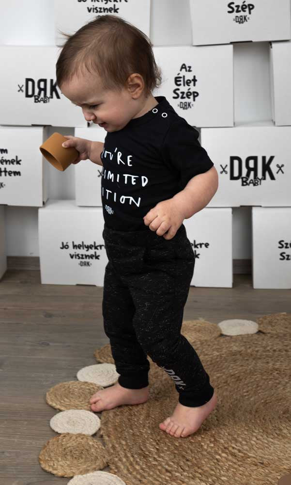 Dorko &quot;You're a limited edition&quot; mintával nyomot rövid ujjú baba body-1