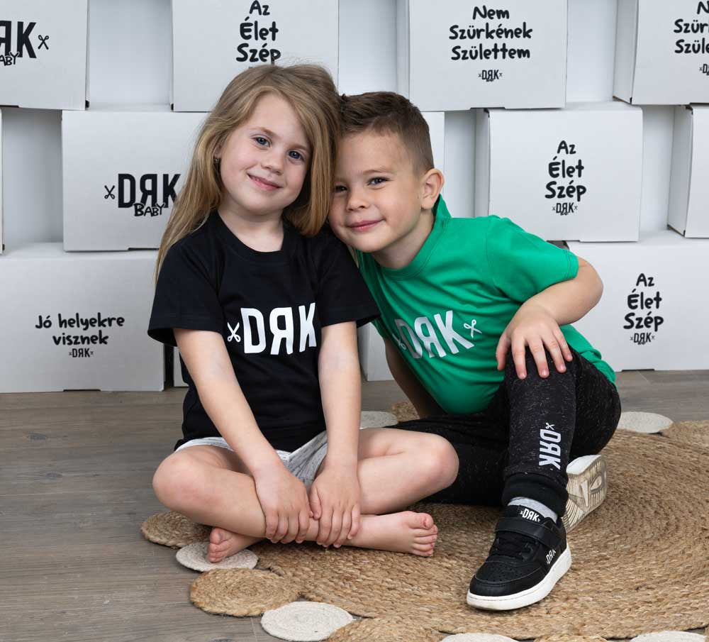 Rövid ujjú póló Dorko DRK mintával - Momsy